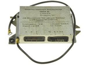 EBZA 2s V-00.00.00.00 ELN 136 65 314 Kontaktlose elektronische Batteriezündanlage DDR TCI CDI dispositif de commande boîte noire